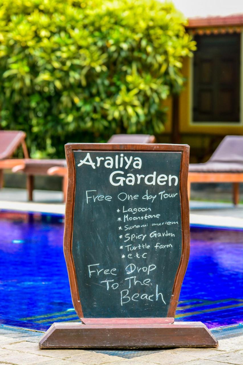 Araliya Gardens Hotel Хикадува Екстериор снимка
