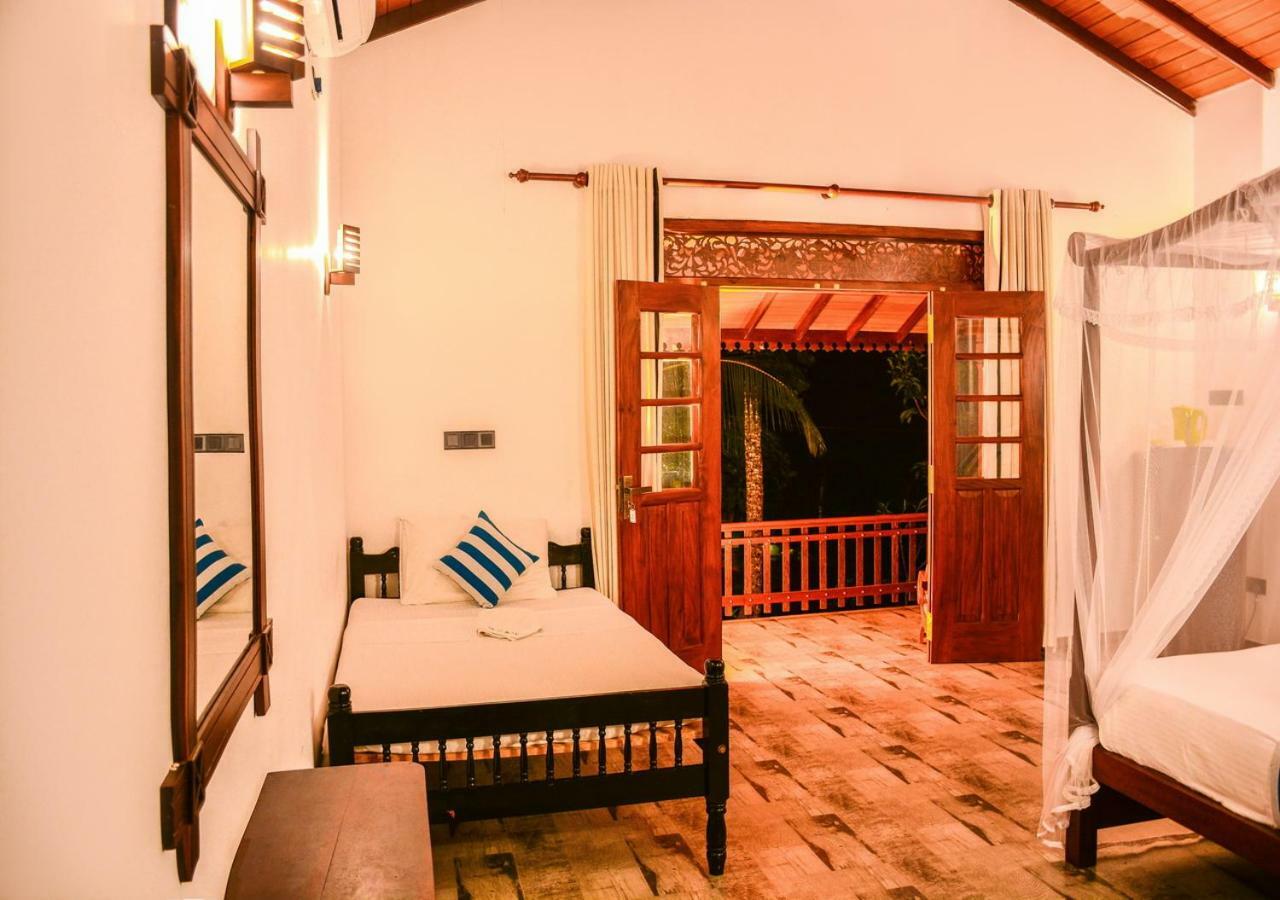 Araliya Gardens Hotel Хикадува Екстериор снимка